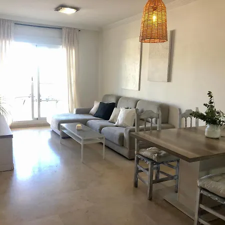 Ellie's Hus 2 Apartment