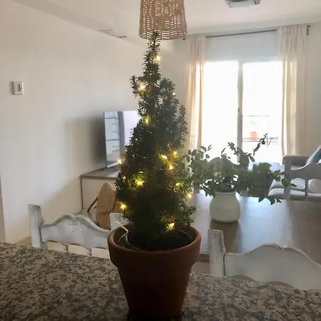Ellie's Hus 2
